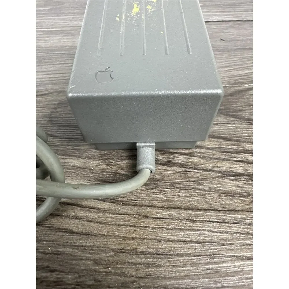 Vintage 1993 Apple Macintosh Powerbook‎ AC Adapter M5652 APS-46U